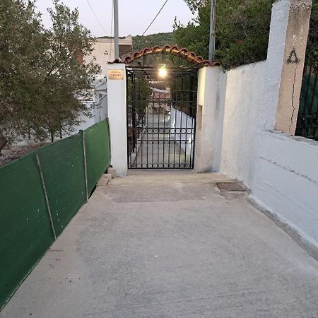 Ξενώνας Vasiliki Vathi  Ngoại thất bức ảnh